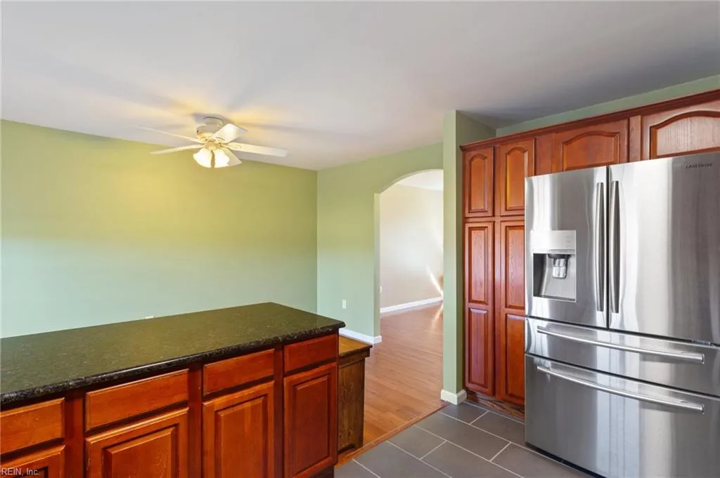 Suffolk, Virginia 23434, United States, 3 Bedrooms Bedrooms, ,2 BathroomsBathrooms,Residential,Pending,28189