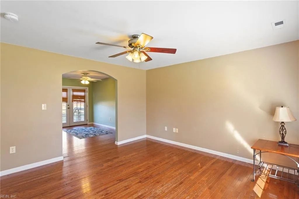 Suffolk, Virginia 23434, United States, 3 Bedrooms Bedrooms, ,2 BathroomsBathrooms,Residential,Pending,28189