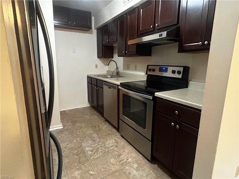 Photo of 1645 Malibu Place, Newport News, VA 23608 (MLS # 10611543)