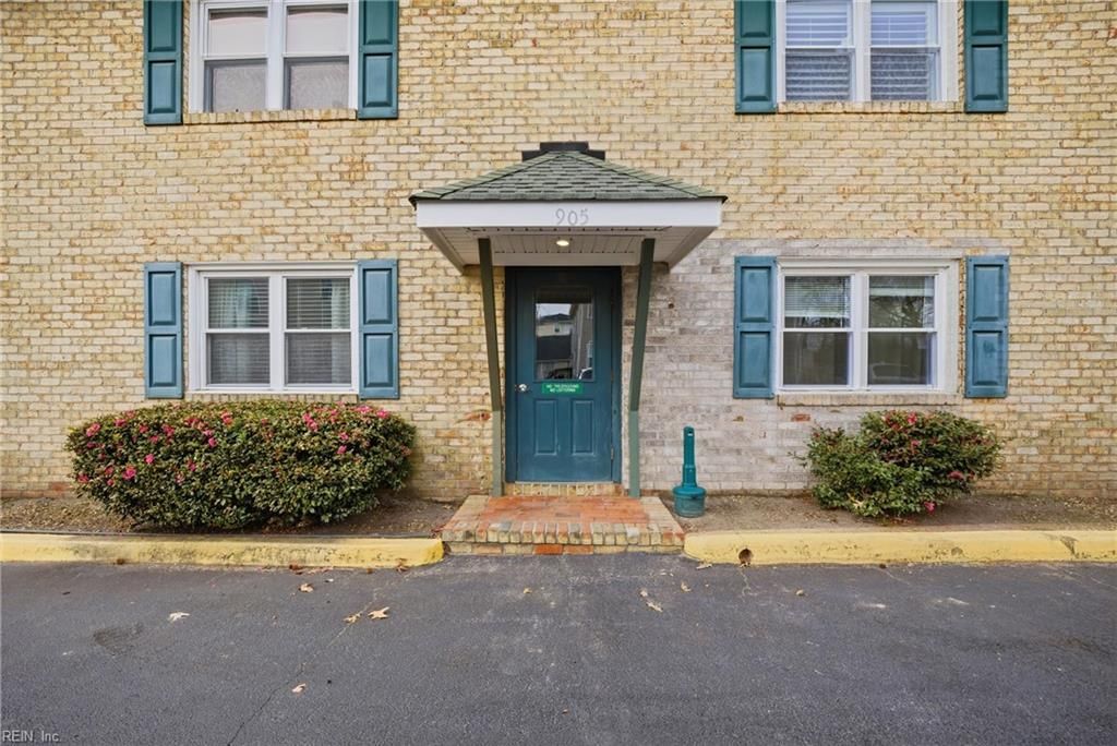 Photo of 905 Leisure Square #101, Virginia Beach, VA 23451 (MLS # 10615315)