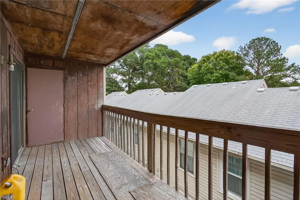 Norfolk, Virginia 23502, United States, 2 Bedrooms Bedrooms, ,2 BathroomsBathrooms,Residential,Active,218947