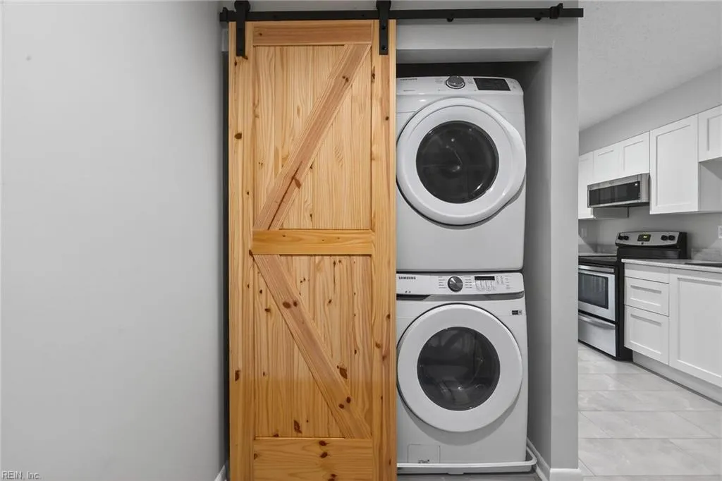 Norfolk, Virginia 23502, United States, 2 Bedrooms Bedrooms, ,2 BathroomsBathrooms,Residential,Active,218947