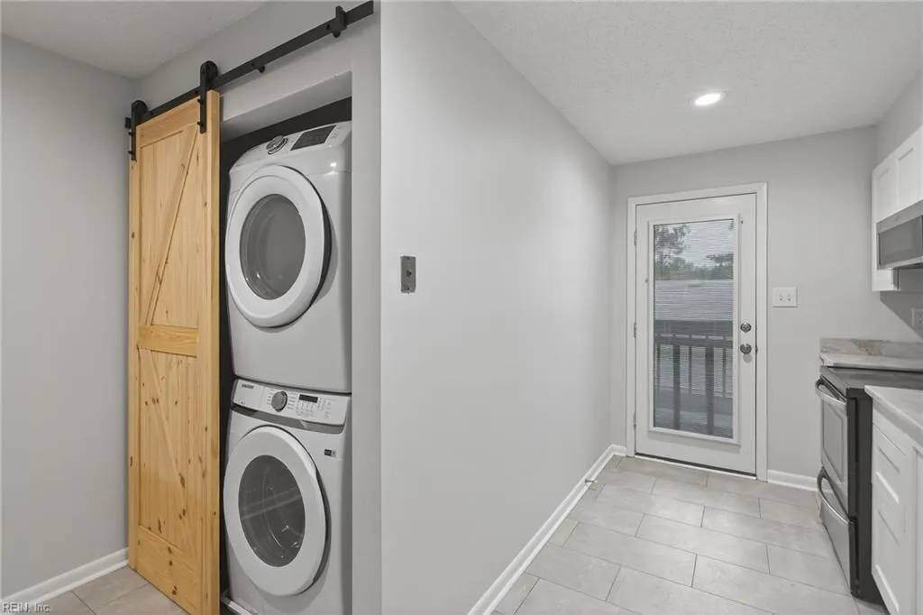 Norfolk, Virginia 23502, United States, 2 Bedrooms Bedrooms, ,2 BathroomsBathrooms,Residential,Active,218947