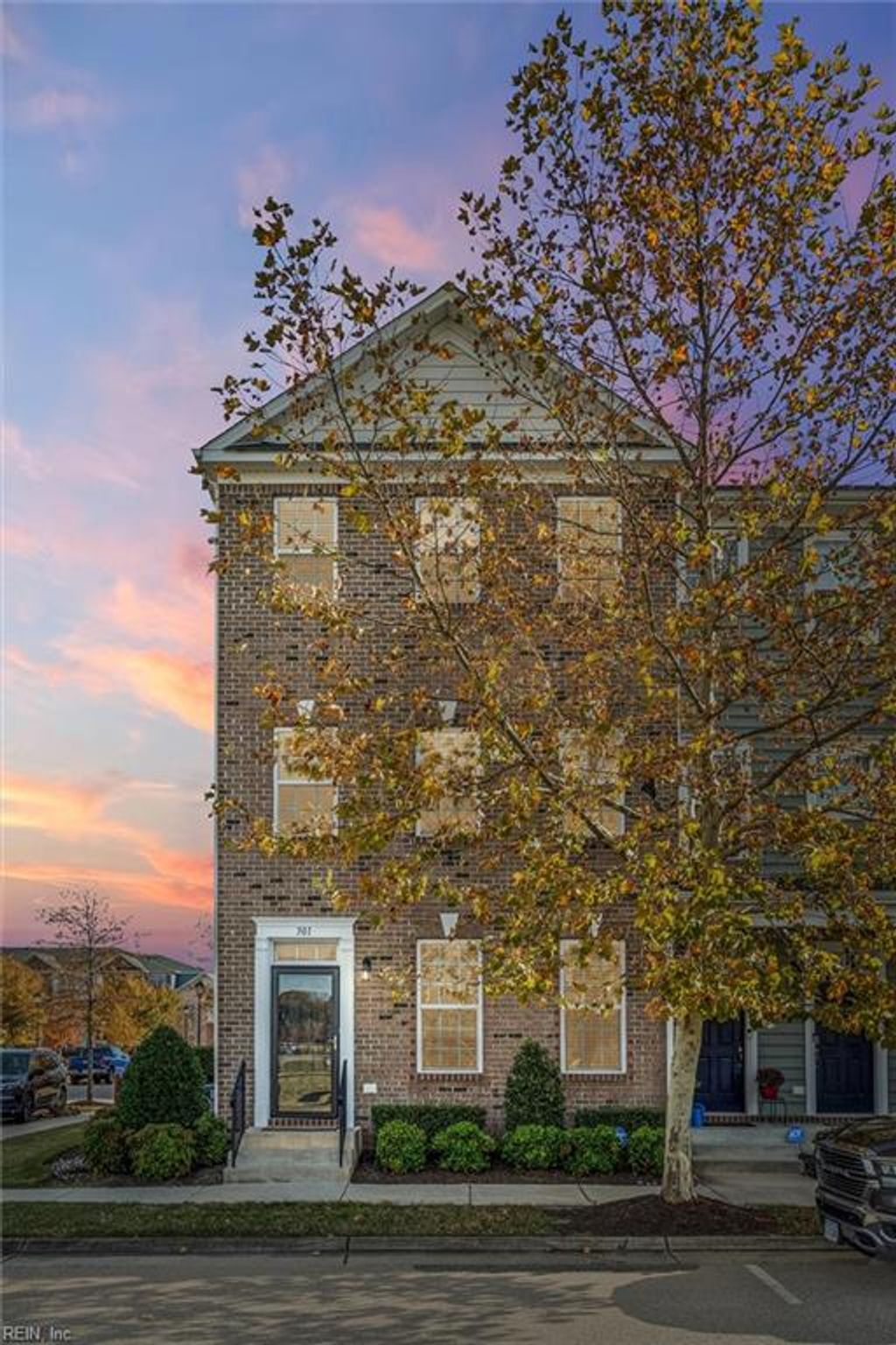 Photo of 301 Waterside Drive, Hampton, VA 23666 (MLS # 10613748)