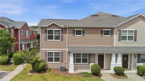 Photo of 4314 Farringdon Way, Chesapeake, VA 23321 (MLS # 10631477)