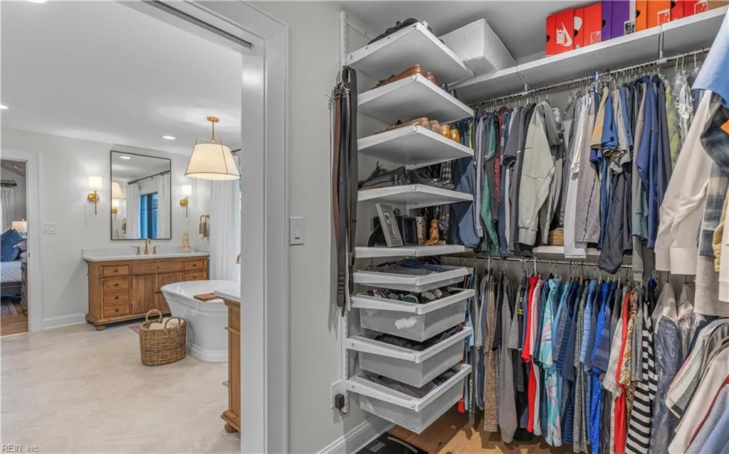 Virginia Beach, Virginia 23455, United States, 4 Bedrooms Bedrooms, ,3 BathroomsBathrooms,Residential,Active,220169