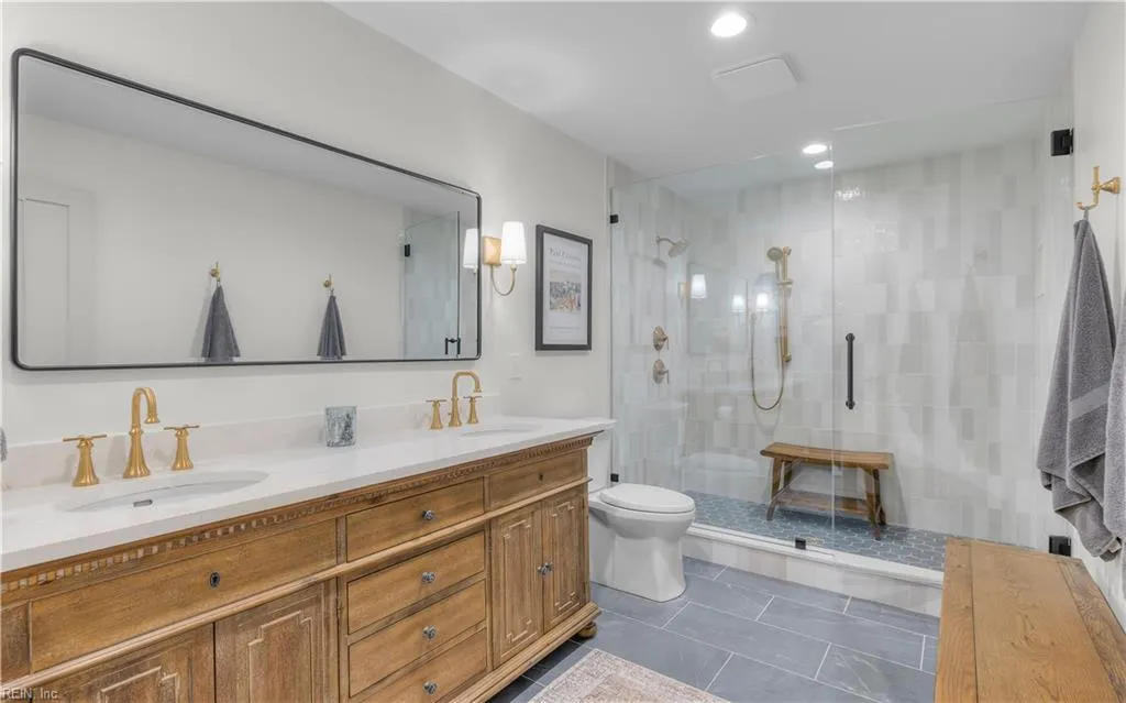 Virginia Beach, Virginia 23455, United States, 4 Bedrooms Bedrooms, ,3 BathroomsBathrooms,Residential,Active,220169