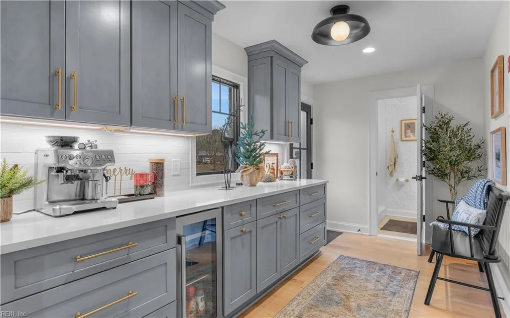 Virginia Beach, Virginia 23455, United States, 4 Bedrooms Bedrooms, ,3 BathroomsBathrooms,Residential,Active,220169