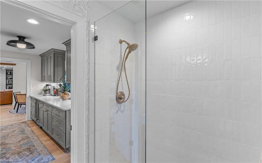 Virginia Beach, Virginia 23455, United States, 4 Bedrooms Bedrooms, ,3 BathroomsBathrooms,Residential,Active,220169