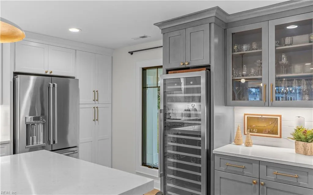 Virginia Beach, Virginia 23455, United States, 4 Bedrooms Bedrooms, ,3 BathroomsBathrooms,Residential,Active,220169