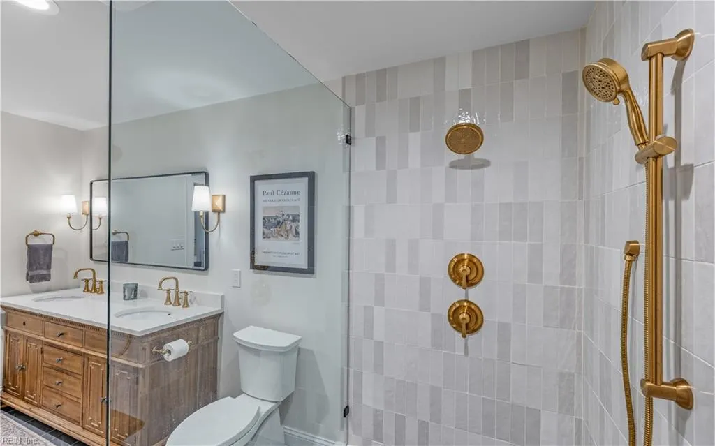 Virginia Beach, Virginia 23455, United States, 4 Bedrooms Bedrooms, ,3 BathroomsBathrooms,Residential,Active,220169