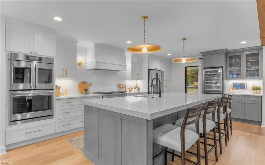 Virginia Beach, Virginia 23455, United States, 4 Bedrooms Bedrooms, ,3 BathroomsBathrooms,Residential,Active,220169