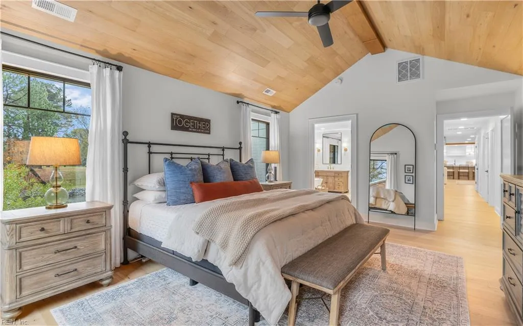 Virginia Beach, Virginia 23455, United States, 4 Bedrooms Bedrooms, ,3 BathroomsBathrooms,Residential,Active,220169