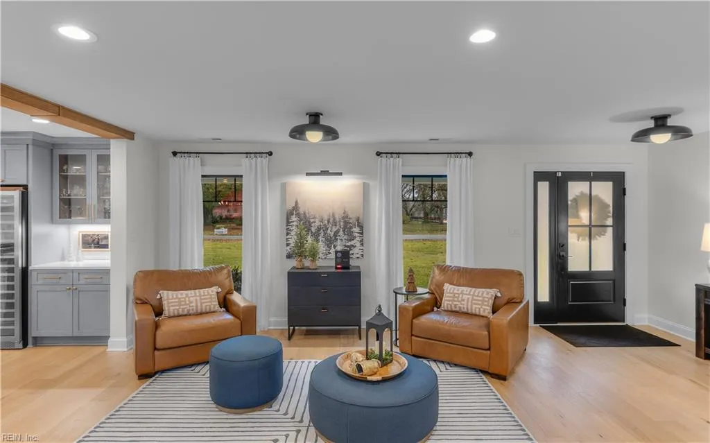 Virginia Beach, Virginia 23455, United States, 4 Bedrooms Bedrooms, ,3 BathroomsBathrooms,Residential,Active,220169