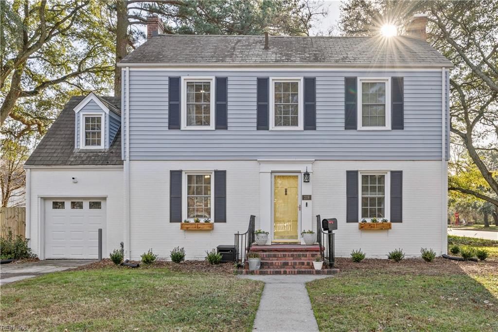 Photo of 219 Carlisle Way, Norfolk, VA 23505 (MLS # 10615438)
