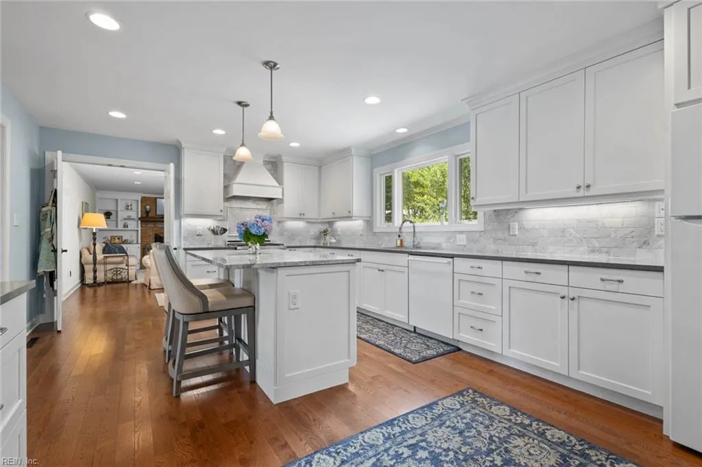 Virginia Beach, Virginia 23454, United States, 5 Bedrooms Bedrooms, ,4 BathroomsBathrooms,Residential,Active,145277