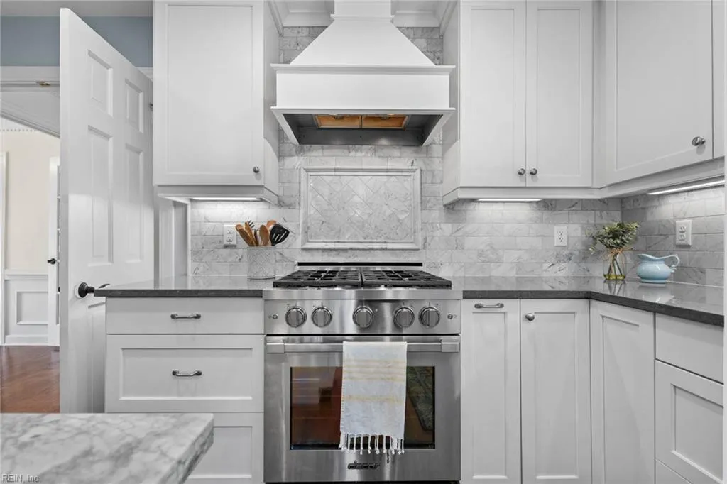 Virginia Beach, Virginia 23454, United States, 5 Bedrooms Bedrooms, ,4 BathroomsBathrooms,Residential,Active,145277