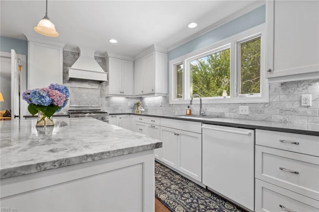 Virginia Beach, Virginia 23454, United States, 5 Bedrooms Bedrooms, ,4 BathroomsBathrooms,Residential,Active,145277