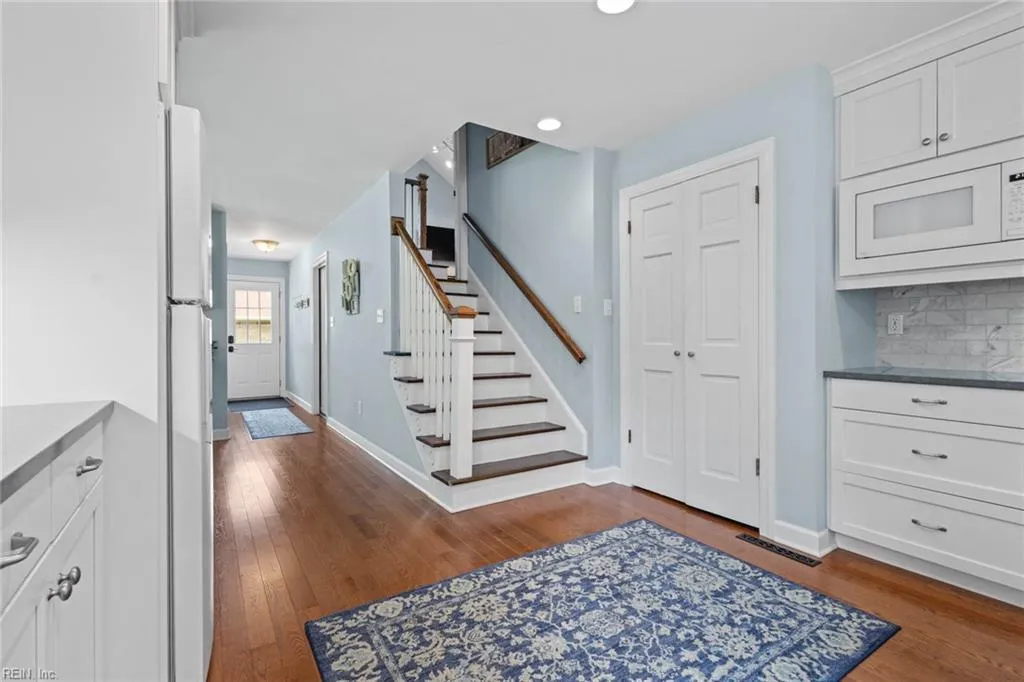 Virginia Beach, Virginia 23454, United States, 5 Bedrooms Bedrooms, ,4 BathroomsBathrooms,Residential,Active,145277