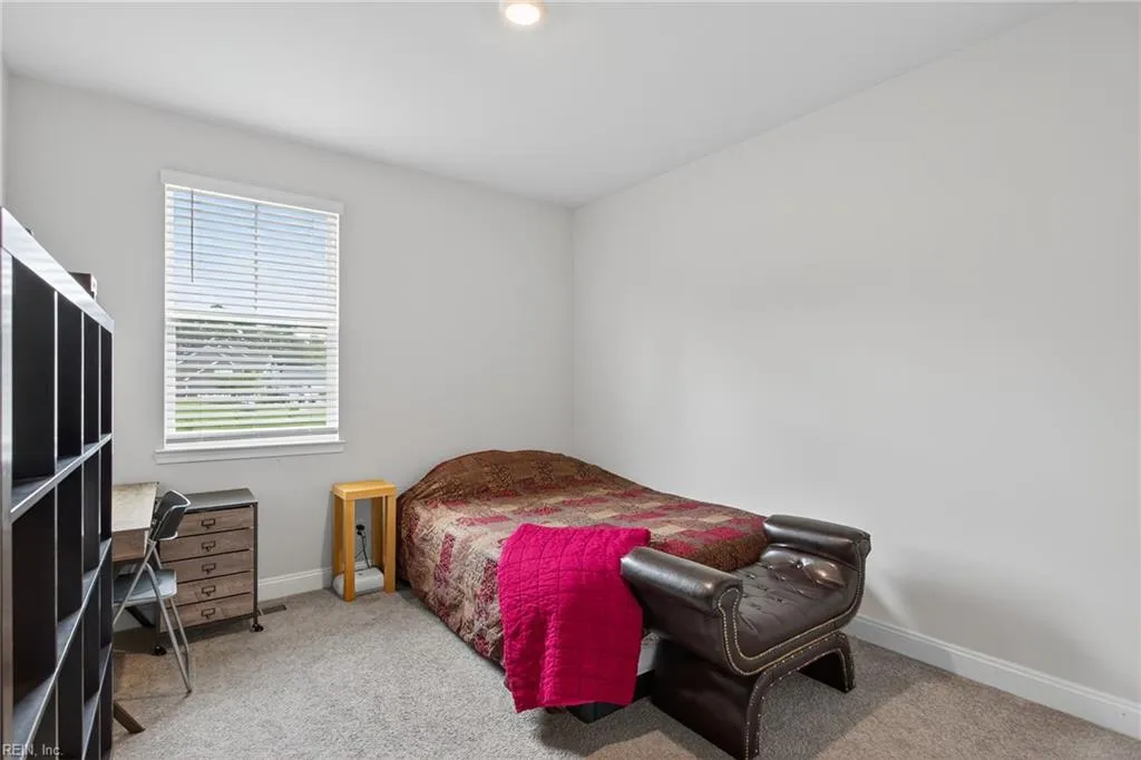 Smithfield, Virginia 23430, United States, 6 Bedrooms Bedrooms, ,4 BathroomsBathrooms,Residential,Active,174645