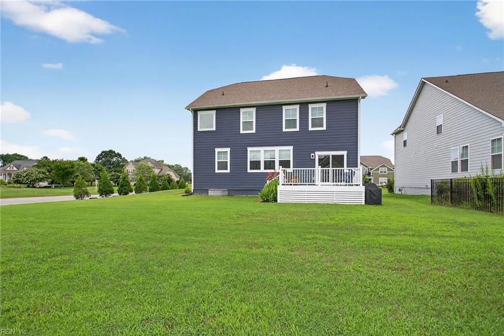 Smithfield, Virginia 23430, United States, 6 Bedrooms Bedrooms, ,4 BathroomsBathrooms,Residential,Active,174645