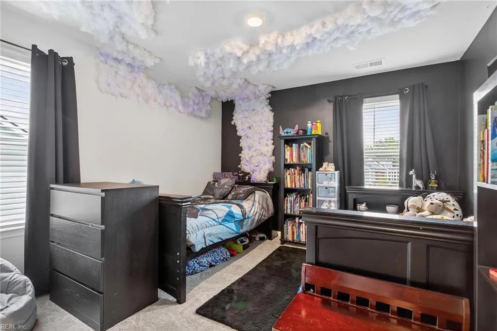 Smithfield, Virginia 23430, United States, 6 Bedrooms Bedrooms, ,4 BathroomsBathrooms,Residential,Active,174645