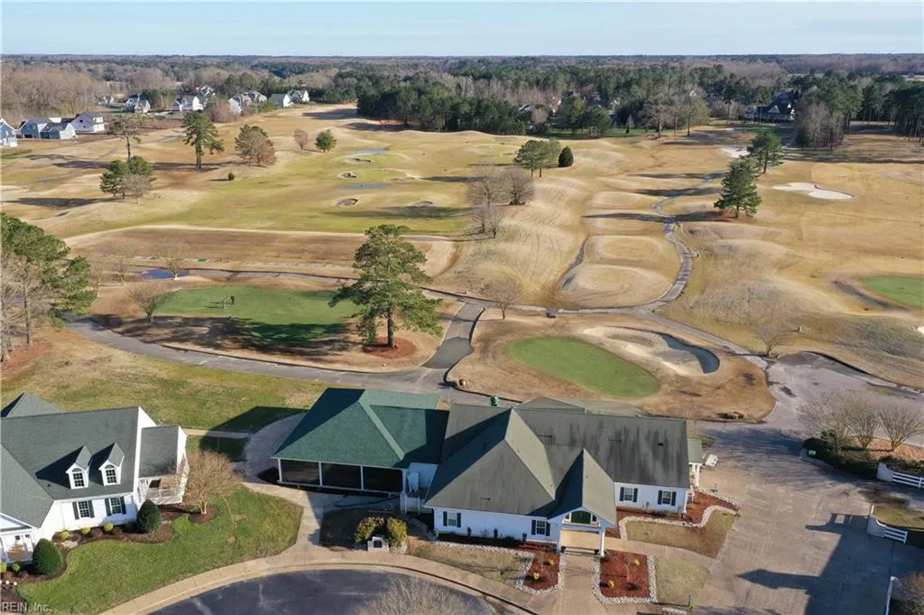 Smithfield, Virginia 23430, United States, 6 Bedrooms Bedrooms, ,4 BathroomsBathrooms,Residential,Active,174645