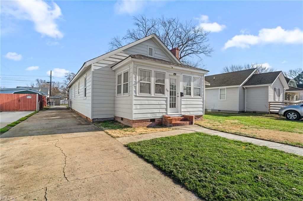 Photo of 254 Pocahontas Place, Hampton, VA 23661 (MLS # 10623933)