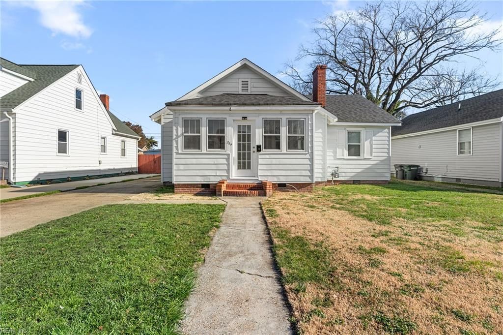 Photo of 254 Pocahontas Place, Hampton, VA 23661 (MLS # 10623933)