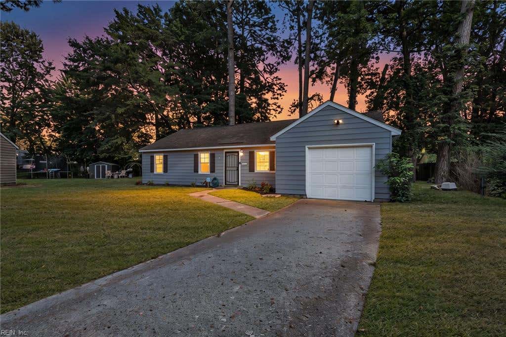Photo of 7 Red Barn Court Court, Portsmouth, VA 23703 (MLS # 10649646)