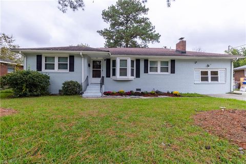 Photo of 13 Kennedy Drive, Portsmouth, VA 23702 (MLS # 10605171)