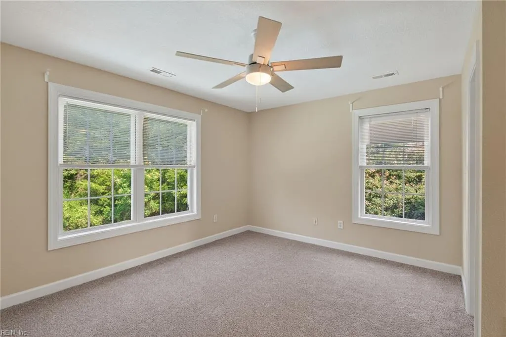 Virginia Beach, Virginia 23456, United States, 6 Bedrooms Bedrooms, ,4 BathroomsBathrooms,Residential,Active,196340