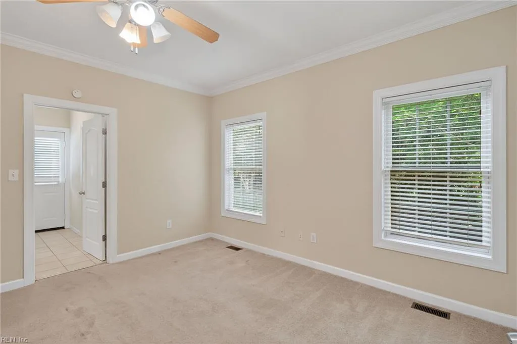 Virginia Beach, Virginia 23456, United States, 6 Bedrooms Bedrooms, ,4 BathroomsBathrooms,Residential,Active,196340