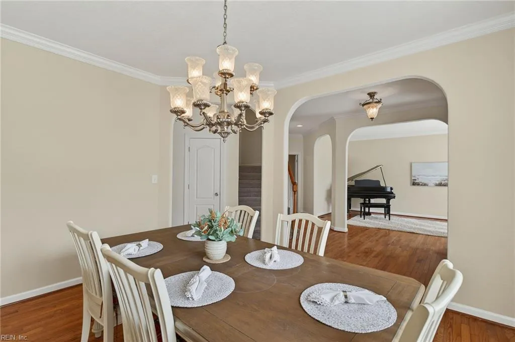 Virginia Beach, Virginia 23456, United States, 6 Bedrooms Bedrooms, ,4 BathroomsBathrooms,Residential,Active,196340