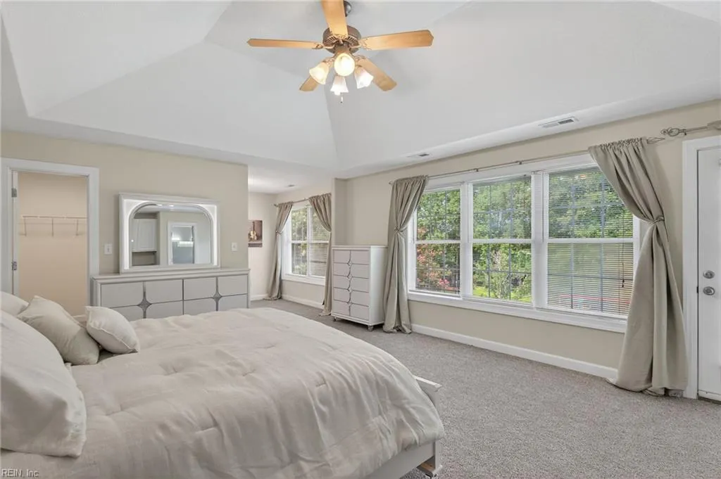 Virginia Beach, Virginia 23456, United States, 6 Bedrooms Bedrooms, ,4 BathroomsBathrooms,Residential,Active,196340