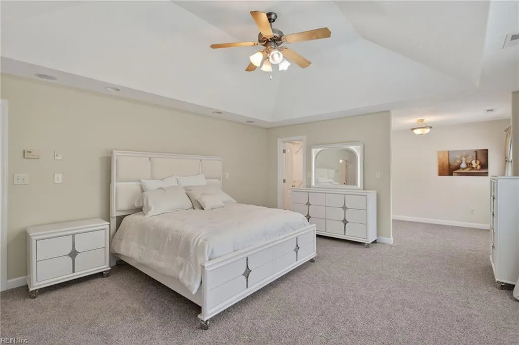 Virginia Beach, Virginia 23456, United States, 6 Bedrooms Bedrooms, ,4 BathroomsBathrooms,Residential,Active,196340