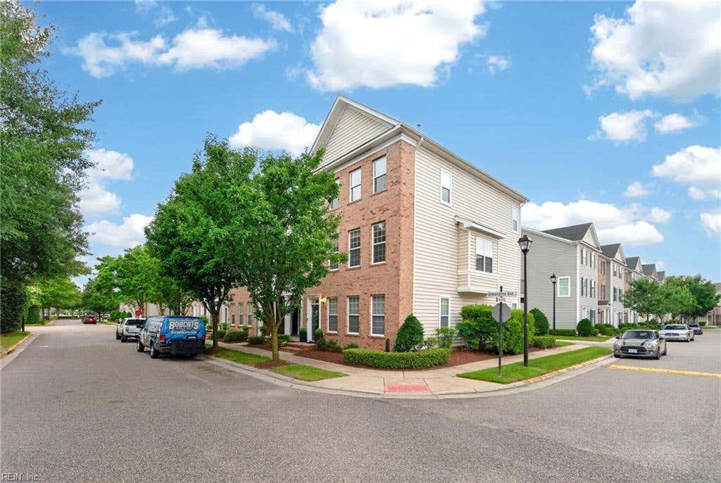 Photo of 4828 Almandine Avenue, Virginia Beach, VA 23462 (MLS # 10648055)