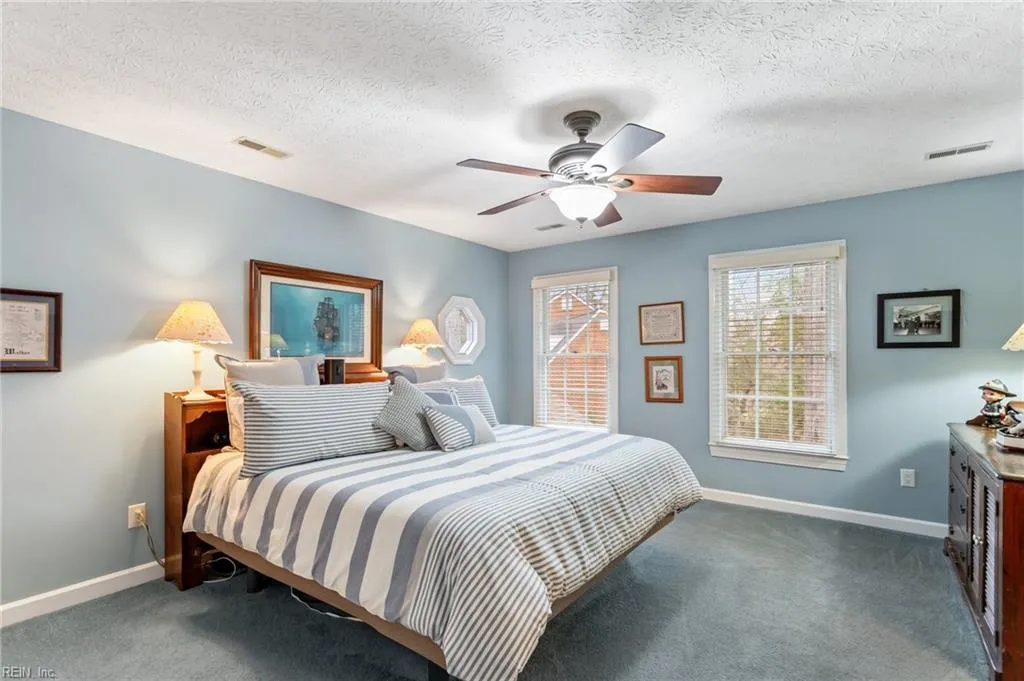 Smithfield, Virginia 23430, United States, 5 Bedrooms Bedrooms, ,4 BathroomsBathrooms,Residential,Active,89033