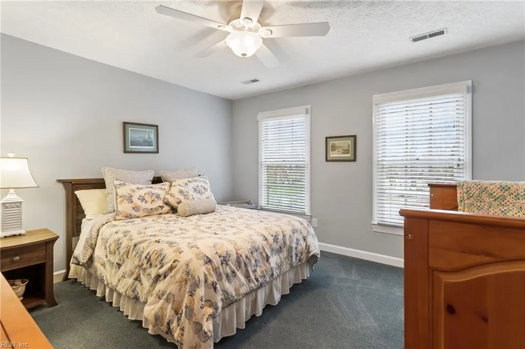 Smithfield, Virginia 23430, United States, 5 Bedrooms Bedrooms, ,4 BathroomsBathrooms,Residential,Active,89033