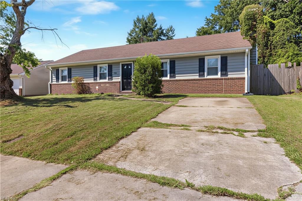 Photo of 1128 Sir Galahad Drive, Chesapeake, VA 23323 (MLS # 10653187)