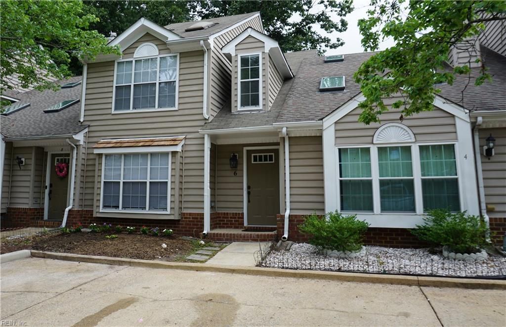 Photo of 6 Hawthorn Place, Hampton, VA 23666 (MLS # 10636150)