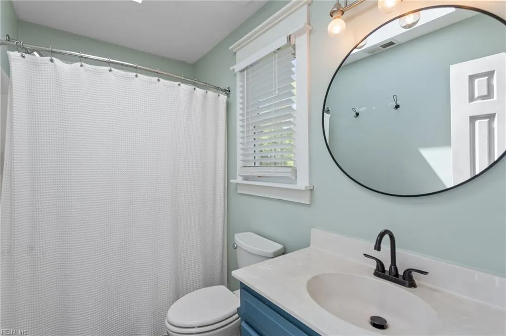 Smithfield, Virginia 23430, United States, 4 Bedrooms Bedrooms, ,3 BathroomsBathrooms,Residential,Active,113282