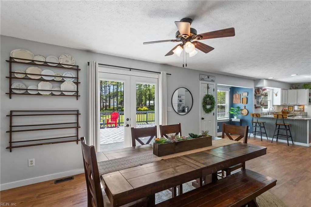 Smithfield, Virginia 23430, United States, 4 Bedrooms Bedrooms, ,3 BathroomsBathrooms,Residential,Active,113282