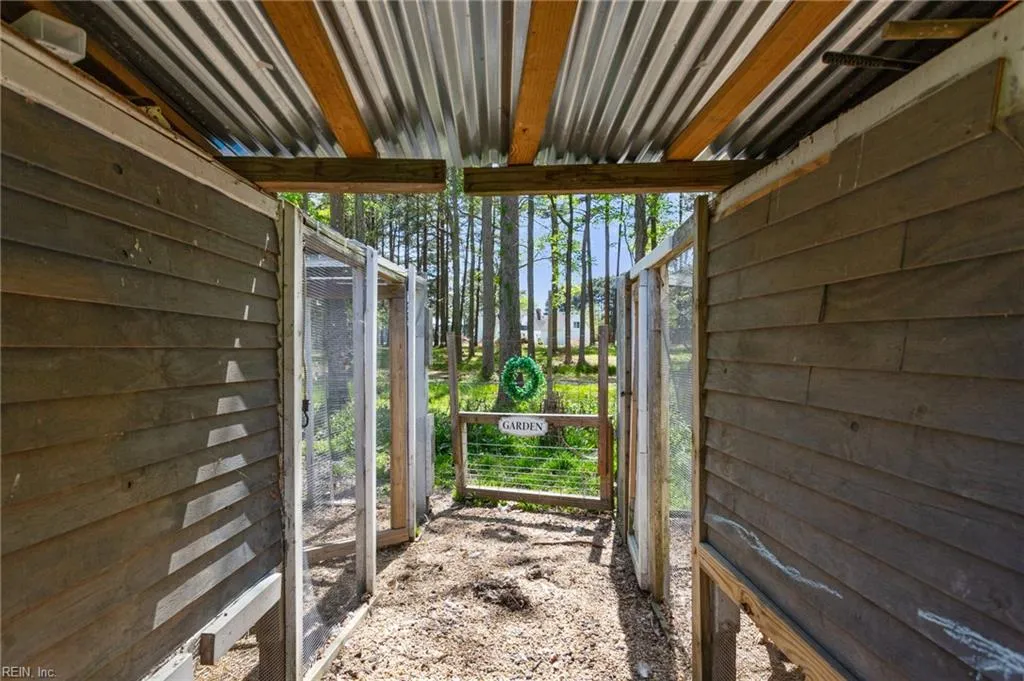 Smithfield, Virginia 23430, United States, 4 Bedrooms Bedrooms, ,3 BathroomsBathrooms,Residential,Active,113282