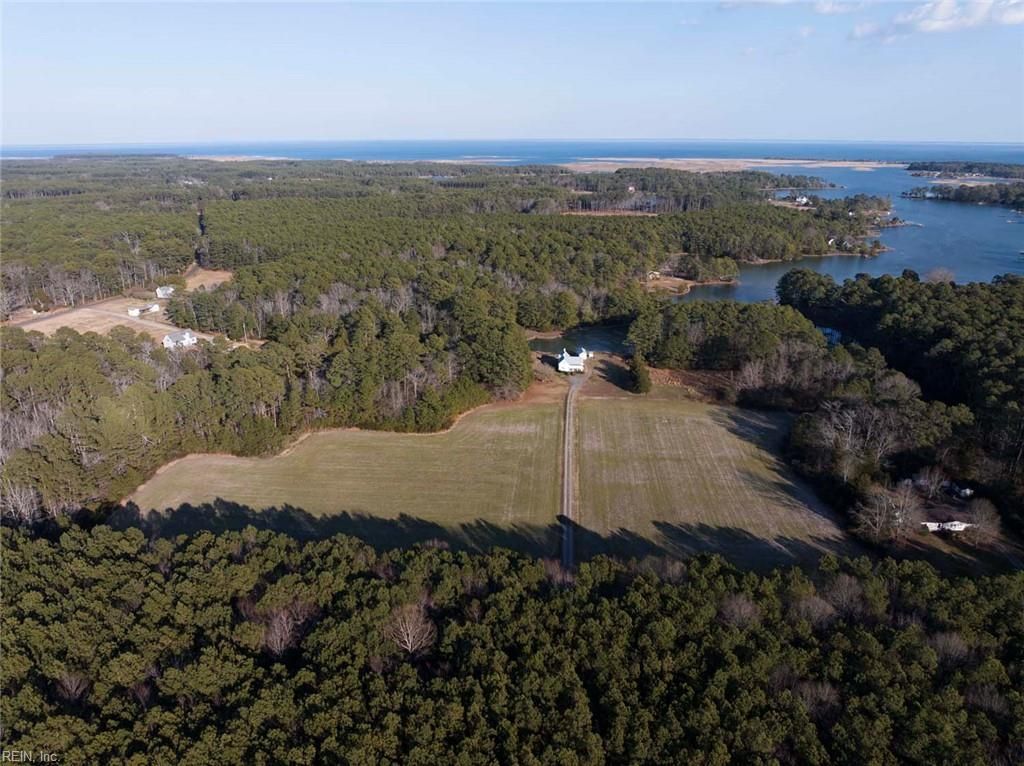 Photo of 543 Potato Neck Road, Onemo, VA 23130 (MLS # 10615655)