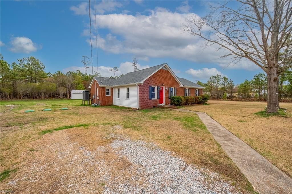 Photo of 2111 Jenkins Neck Road, Hayes, VA 23072 (MLS # 10627237)