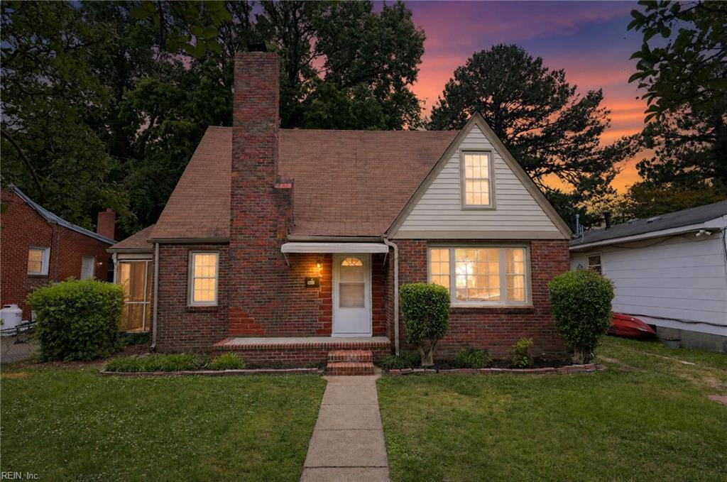 Photo of 2605 Woodland Ave Avenue, Norfolk, VA 23504 (MLS # 10638587)