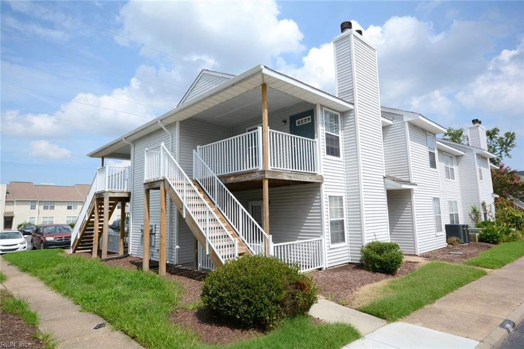Photo of 503 Pillar Court, Virginia Beach, VA 23462 (MLS # 10655616)