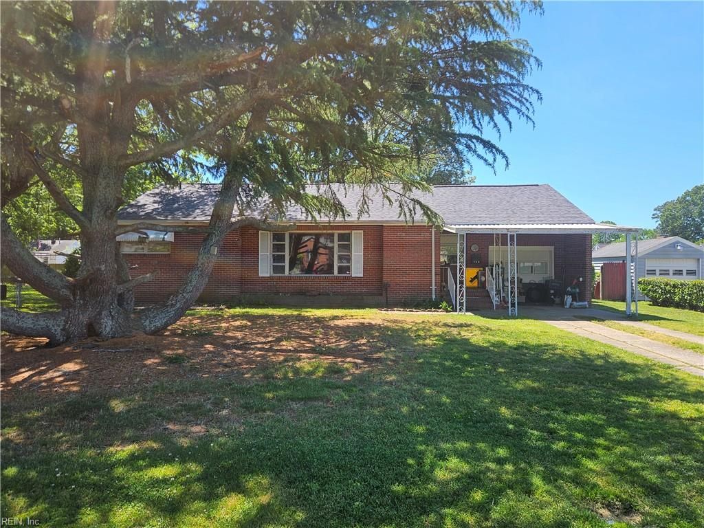Photo of 146 Cambridge Place, Hampton, VA 23669 (MLS # 10633978)