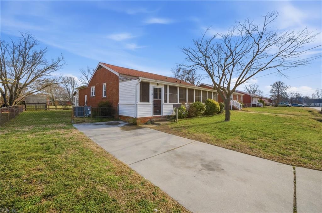 Photo of 1210 Pansy Street, Hampton, VA 23663 (MLS # 10622919)